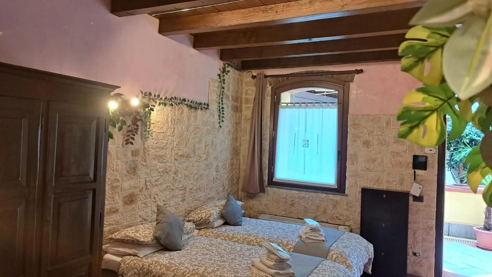 Monolocale Elvira Abbadesse Guest House Mediolan