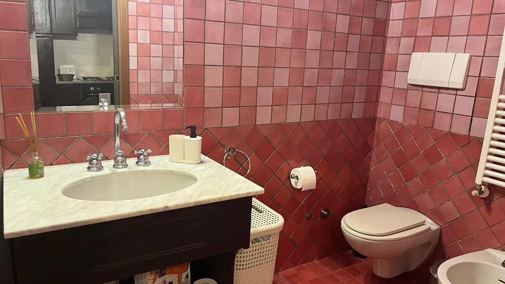 Apartamento Monolocale Elvira Abbadesse Guest House Milán Italia