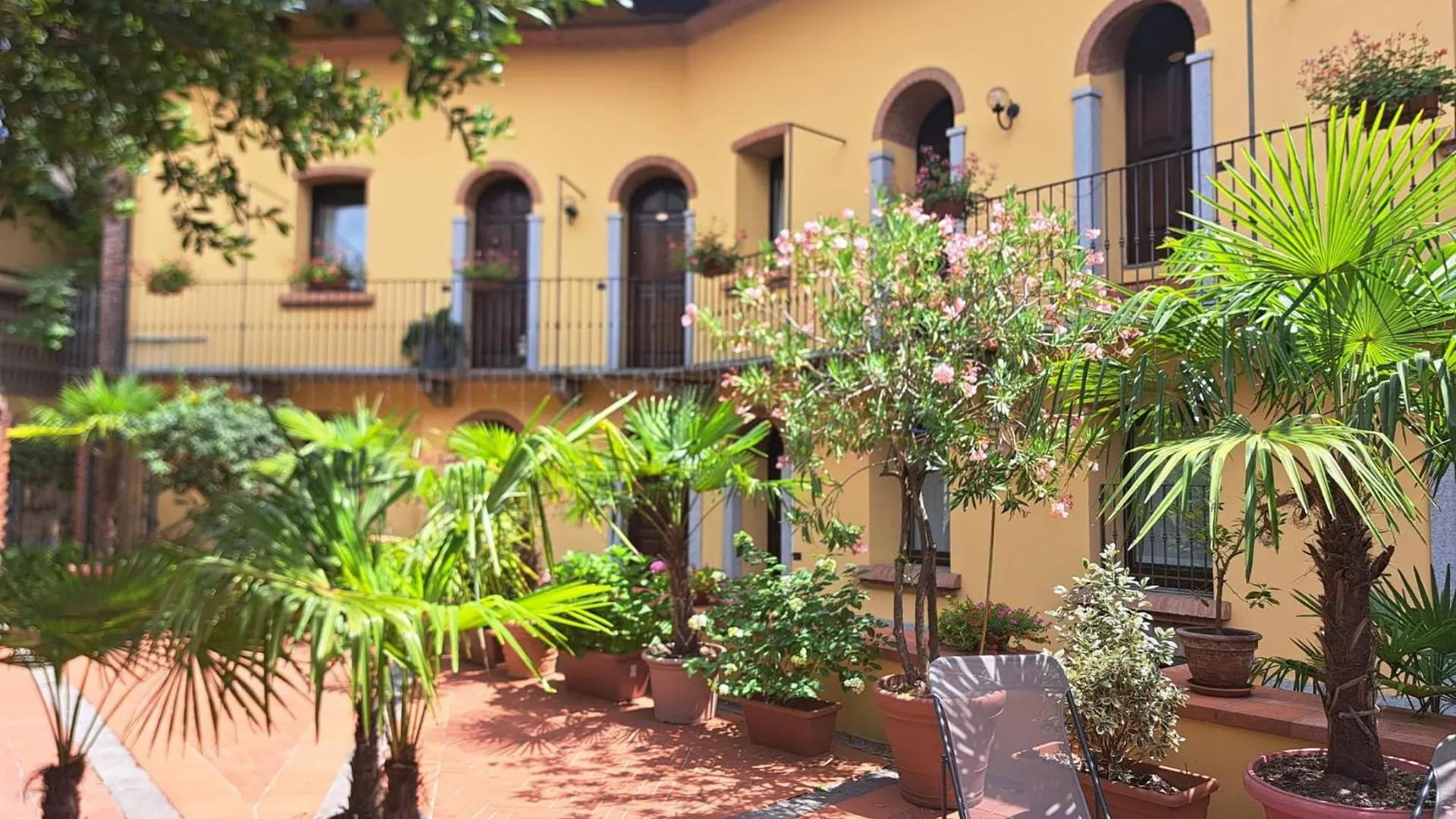 Monolocale Elvira Abbadesse Guest House Milán Italia